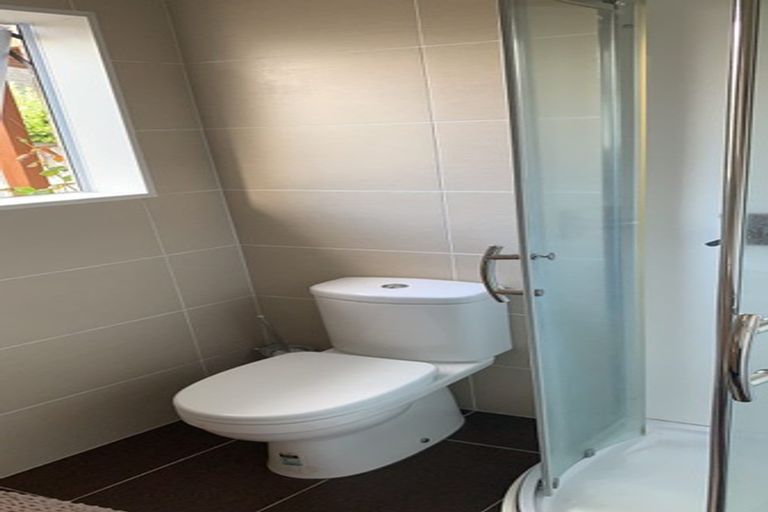 Photo of property in 20 Kilear Close, Pinehill, Auckland, 0632