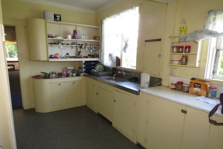 Photo of property in 120 Derby Street, Westport, 7825