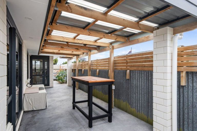 Photo of property in 162b Winchester Street, Levin, 5510