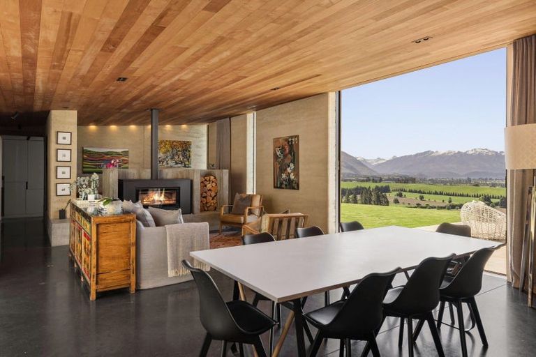 Photo of property in 633 Mount Barker Road, Wanaka, 9382