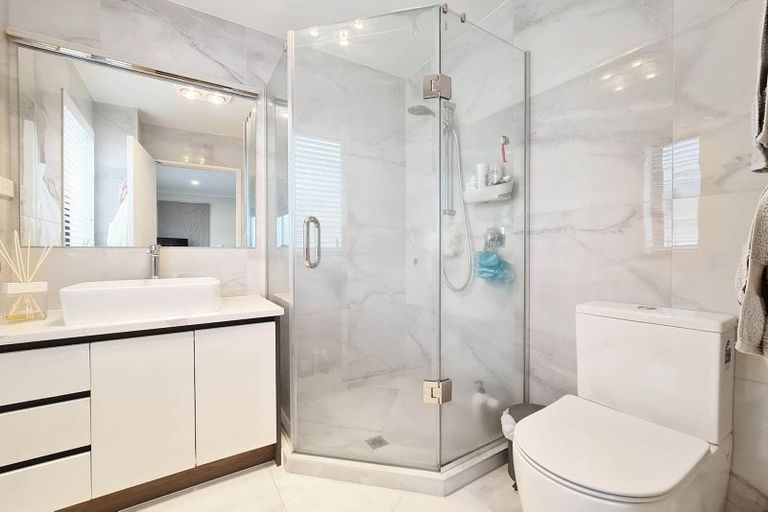 Photo of property in 118 Mcquoids Road, Flat Bush, Auckland, 2019