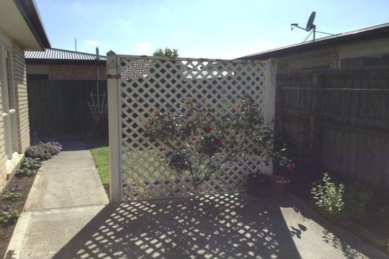 Photo of property in 17/13 Sylvan Street, Hillmorton, Christchurch, 8024