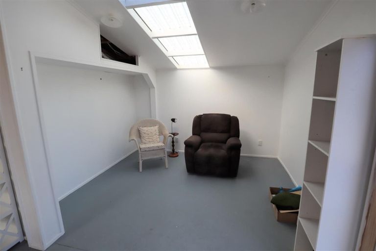 Photo of property in 11 West Coast Road, Te Kopuru, 0391