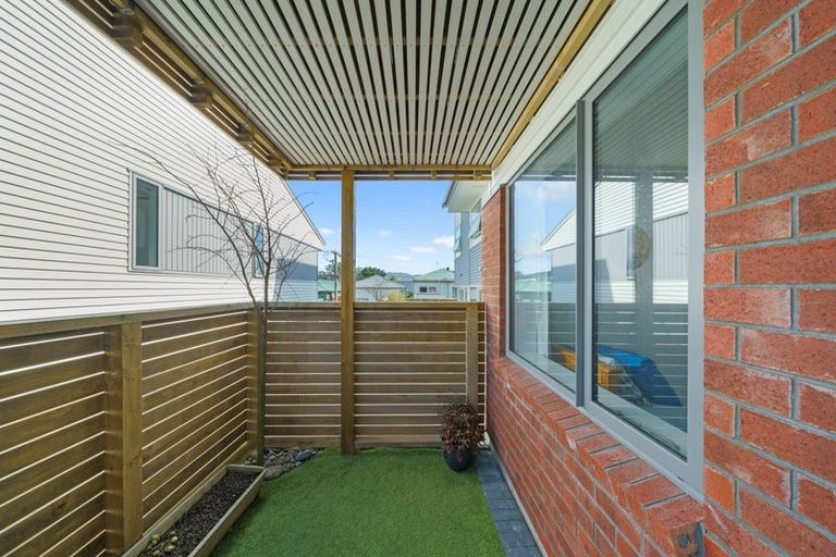 Photo of property in 4/24 Princess Terrace, Newtown, Wellington, 6021