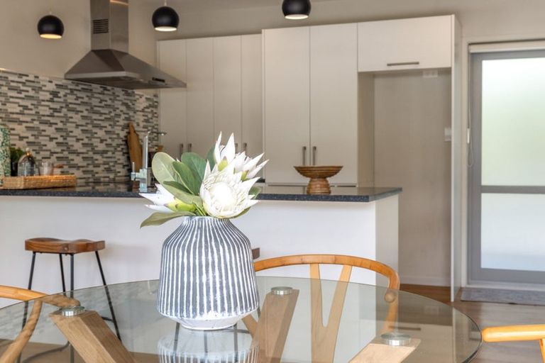 Photo of property in 19 Sea View Road, Ostend, Waiheke Island, 1081