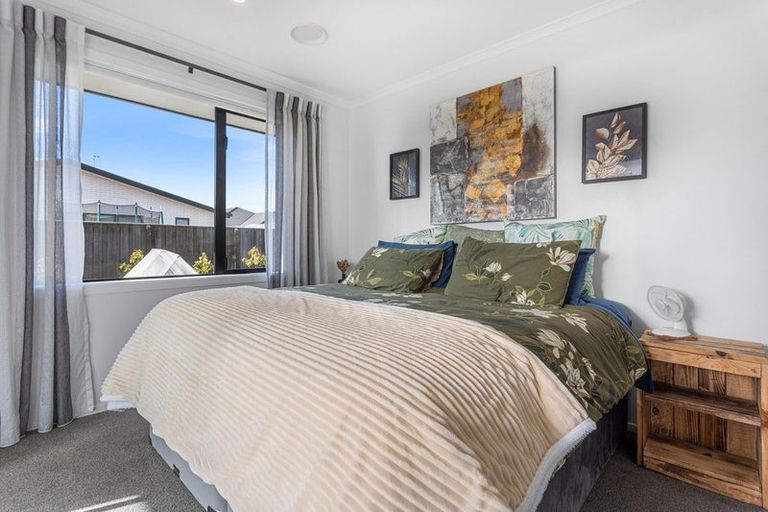 Photo of property in 4 Katipo Way, Pegasus, 7612