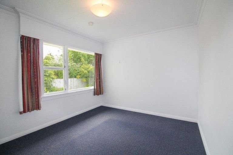 Photo of property in 127 Bay View Road, South Dunedin, Dunedin, 9012