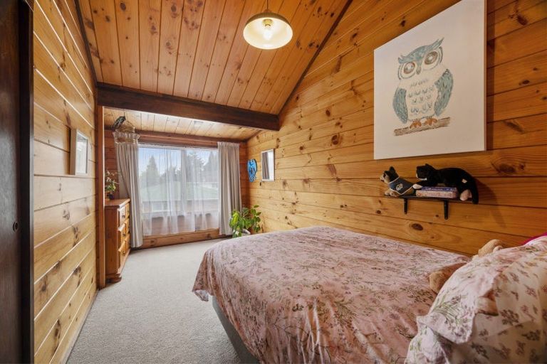 Photo of property in 10 Utuhina Road, Springfield, Rotorua, 3015