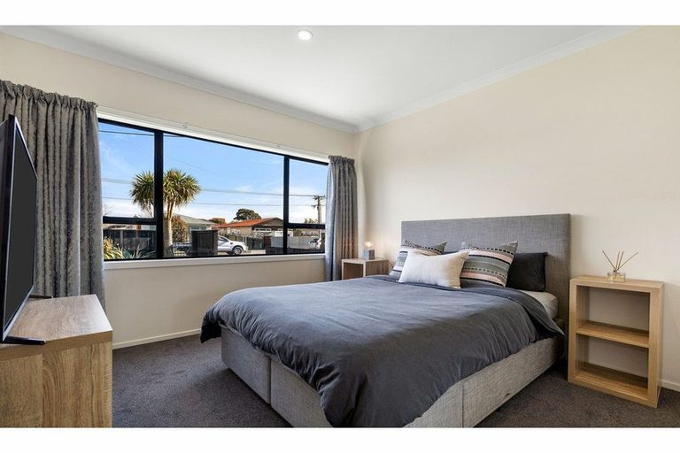 Photo of property in 102 Randolph Street, Woolston, Christchurch, 8062