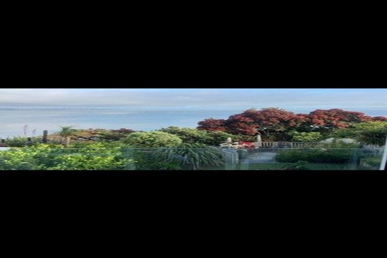 Photo of property in 7a Torkar Road, Clarks Beach, 2122