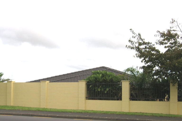 Photo of property in 29/197 Royal Road, Massey, Auckland, 0614