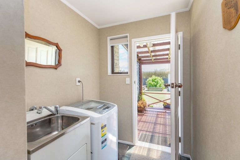 Photo of property in 13 Lowes Place, Solway, Masterton, 5810