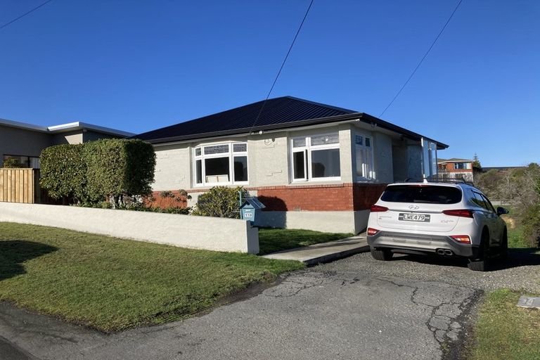 Photo of property in 118 Larnach Road, Vauxhall, Dunedin, 9013