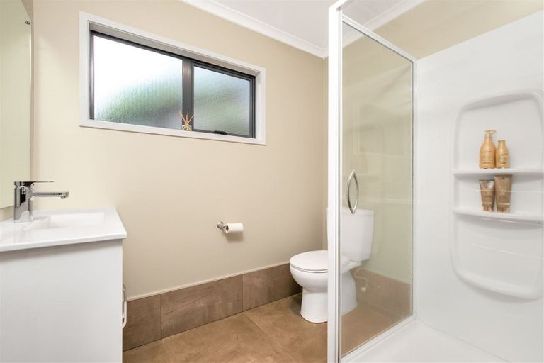 Photo of property in 147e Glengarry Road, Glen Eden, Auckland, 0602