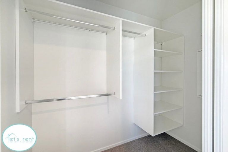 Photo of property in 2 Tara Lane, Manurewa, 2102