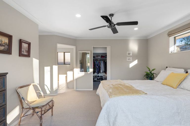 Photo of property in 4 Dinglebay Place, Casebrook, Christchurch, 8051