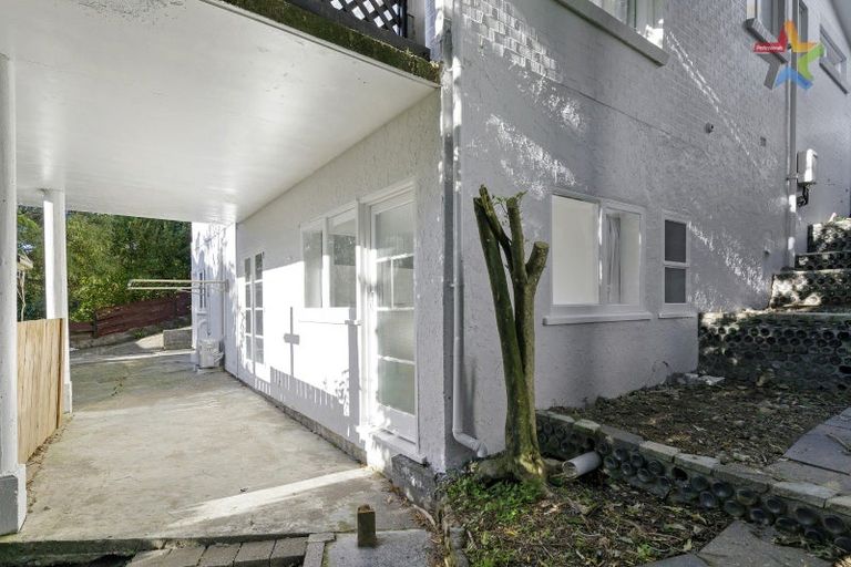 Photo of property in 84 Holborn Drive, Stokes Valley, Lower Hutt, 5019