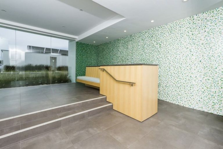 Photo of property in 58/45 Stanley Road, Stanley Point, Auckland, 0624