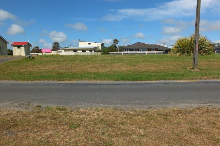 Photo of property in 32 Harbour Street, Foxton, 4814