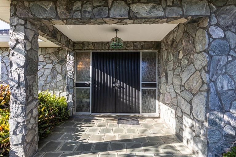Photo of property in 166 Heta Road, Highlands Park, New Plymouth, 4312