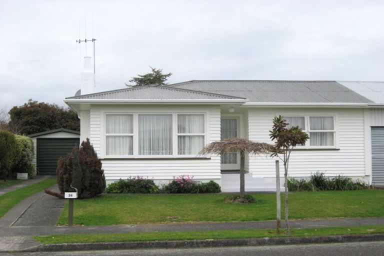 Photo of property in 36 Rugby Street, Levin, 5510
