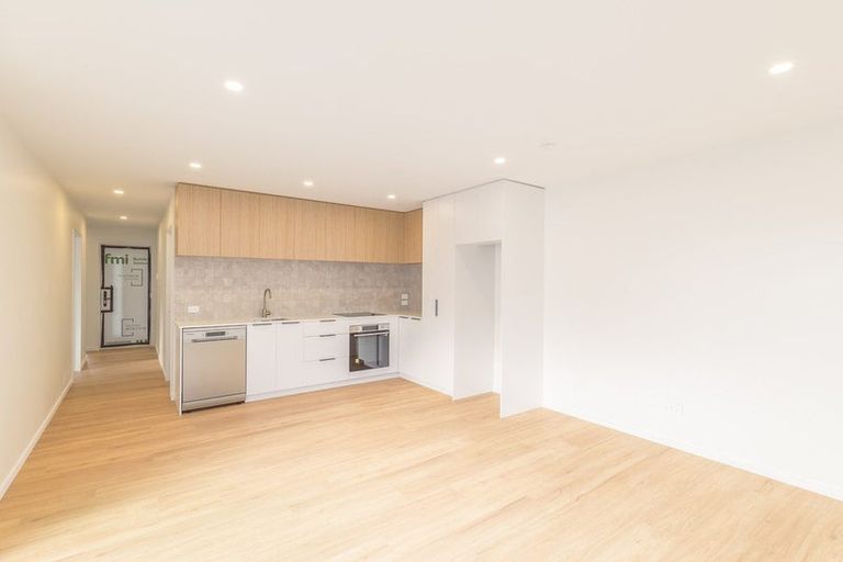 Photo of property in 67 Marriotts Road, North New Brighton, Christchurch, 8083