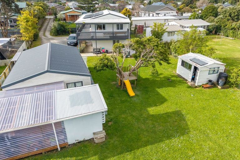 Photo of property in 75 Atkinson Avenue, Otaki Beach, Otaki, 5512