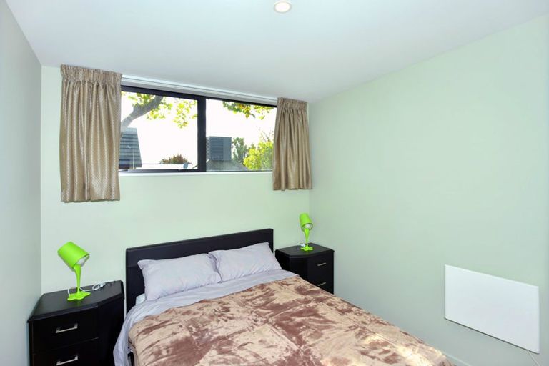 Photo of property in 41d Avonhead Road, Avonhead, Christchurch, 8042