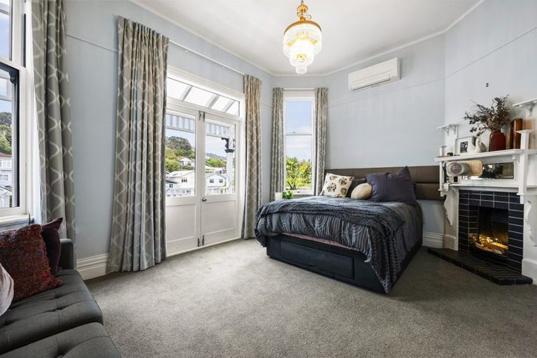 Photo of property in 7 Manley Terrace, Newtown, Wellington, 6021