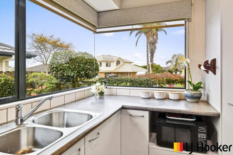 Photo of property in 2a Dan Bryant Place, Pukekohe, 2120