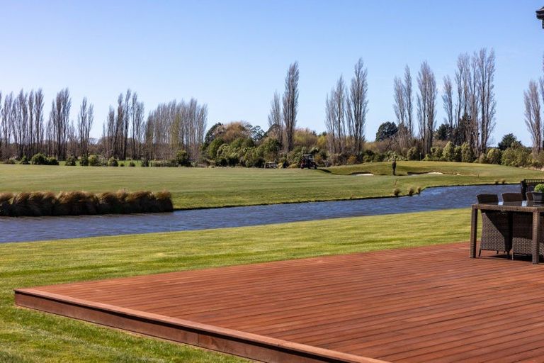 Photo of property in 52 Mapleham Drive, Pegasus, 7612