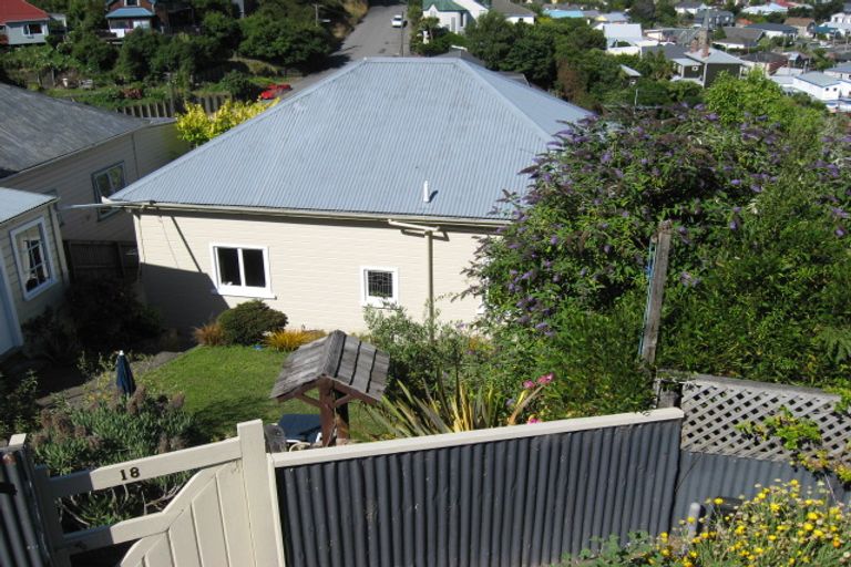 Photo of property in 18 Ticehurst Road, Lyttelton, 8082