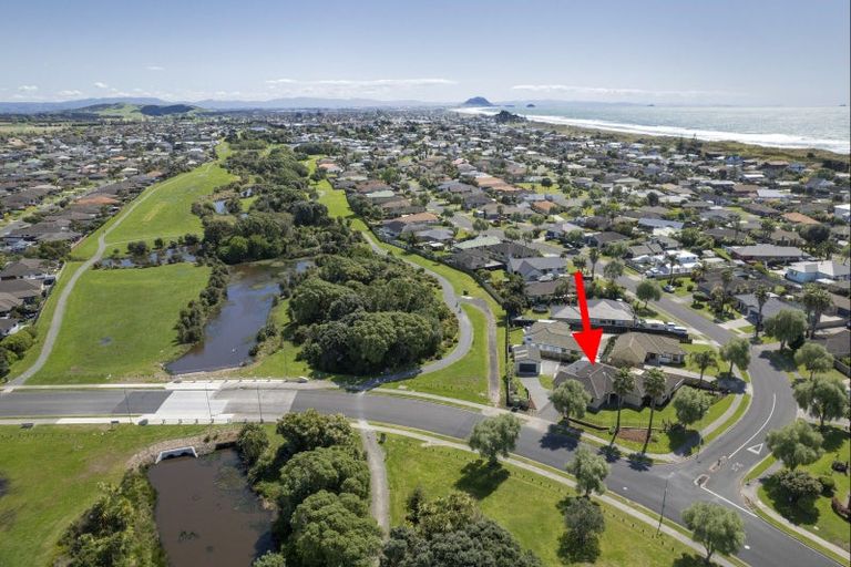 Photo of property in 1 Corinth Grove, Papamoa Beach, Papamoa, 3118
