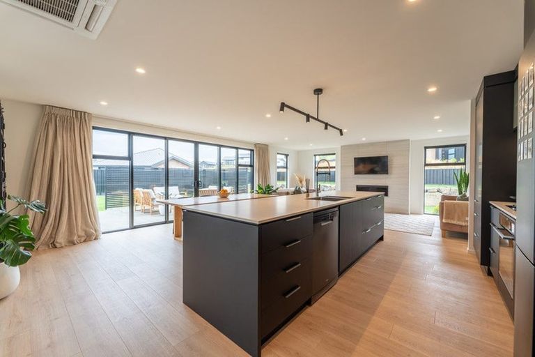 Photo of property in 43 Meadowstone Street, Gleniti, Timaru, 7910