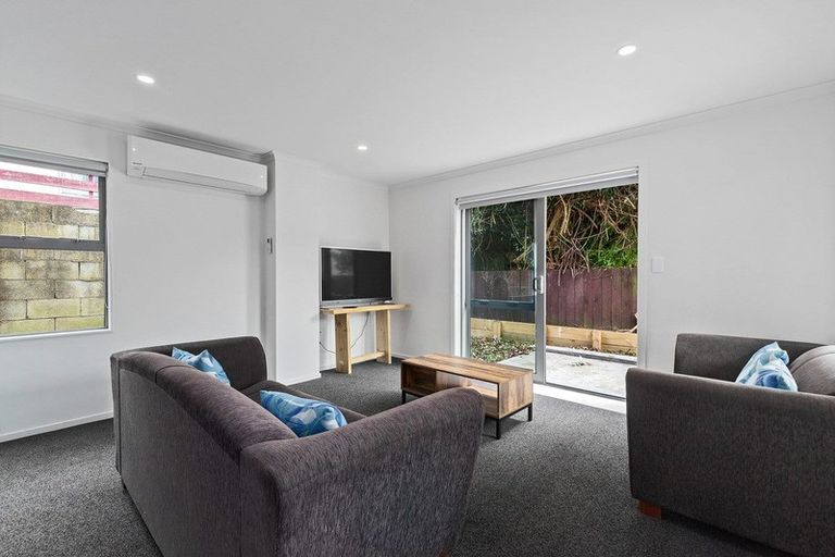 Photo of property in 2/29 May Street, Hamilton East, Hamilton, 3216