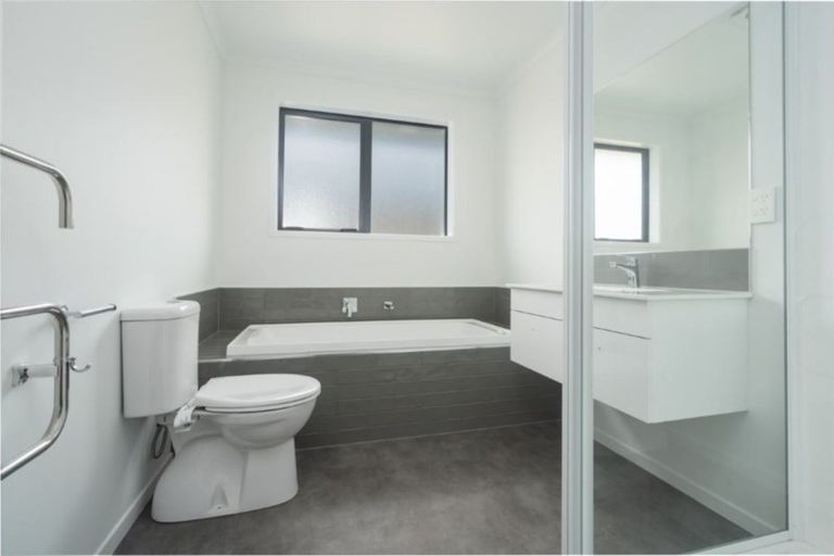 Photo of property in 31 Maitland Crescent, Rolleston, 7614