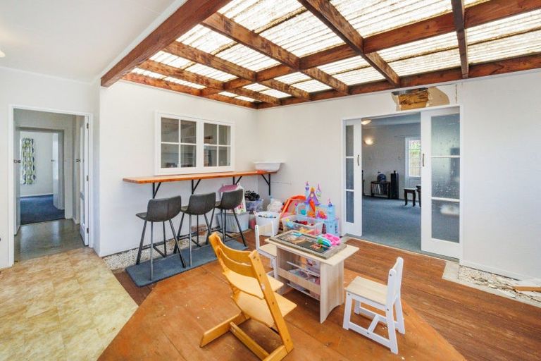 Photo of property in 286 Tremaine Avenue, Takaro, Palmerston North, 4412