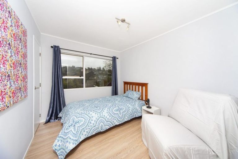 Photo of property in 1/54 Stapleford Crescent, Browns Bay, Auckland, 0630