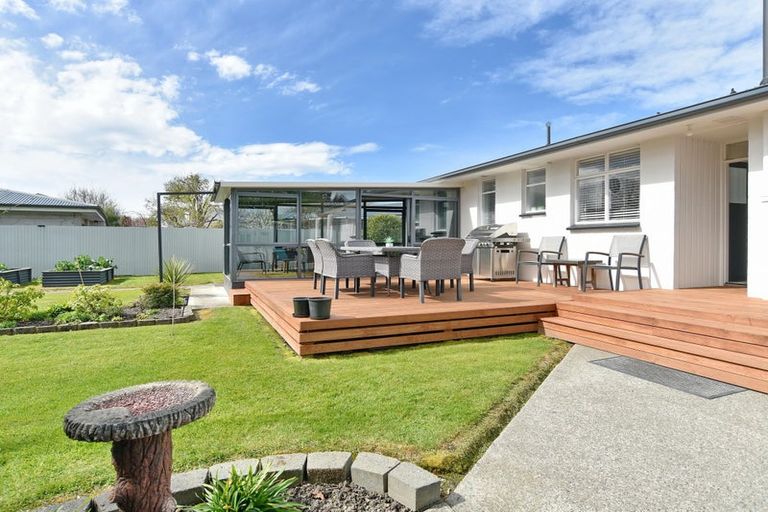 Photo of property in 7 Barclay Place, Burwood, Christchurch, 8061
