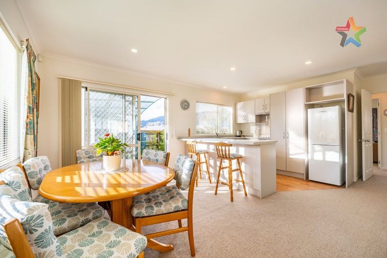 Photo of property in 10 Woodland Mews, Wainuiomata, Lower Hutt, 5014