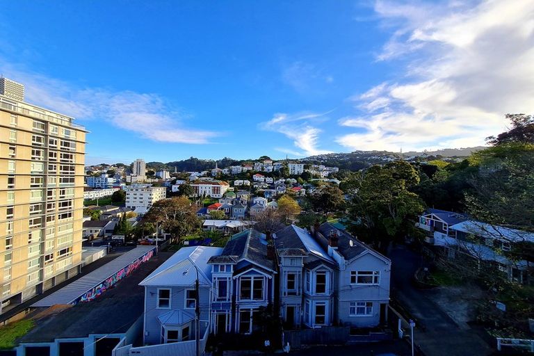 Photo of property in Elms Court Flats, 5/367 The Terrace, Te Aro, Wellington, 6011