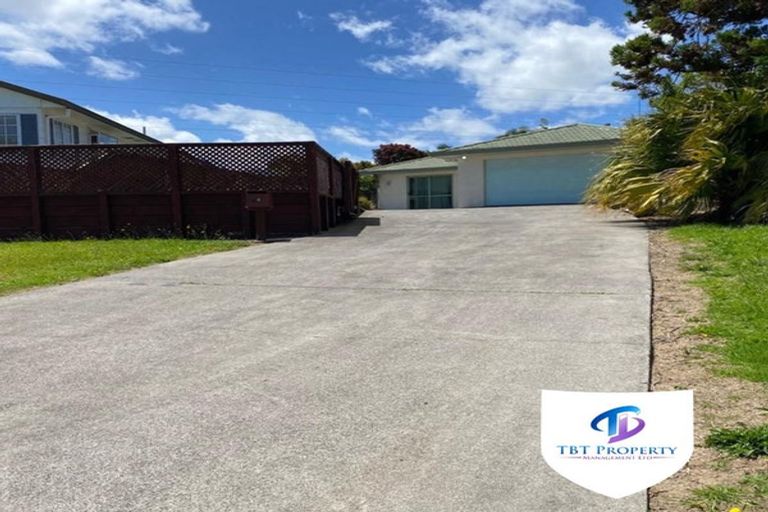 Photo of property in 14 Crail Court, Totara Heights, Auckland, 2105