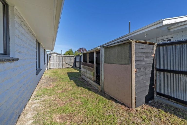 Photo of property in 8 Coates Place, Rangiora, 7400