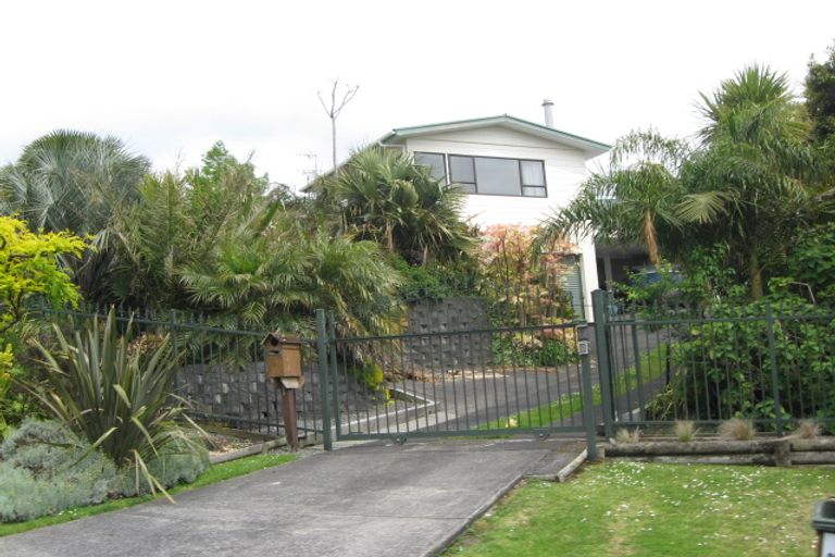 Photo of property in 6 Layton Road, Manly, Whangaparaoa, 0930