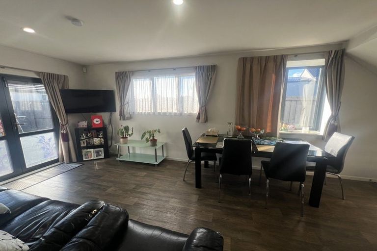 Photo of property in 4/324 Stanmore Road, Richmond, Christchurch, 8013