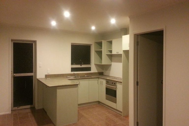 Photo of property in 76 Manuka Road, Glenfield, Auckland, 0629