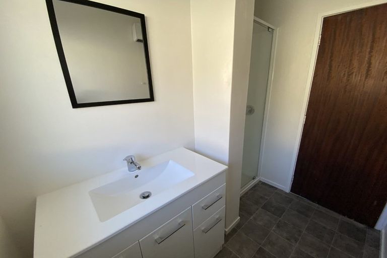 Photo of property in 1/66 Oroua Street, Eastbourne, Lower Hutt, 5013