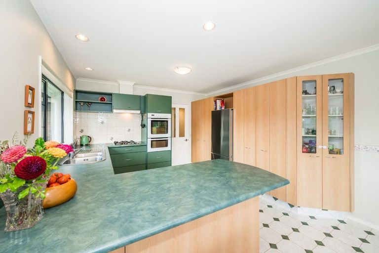 Photo of property in 52 Campion Road, Waikanae Beach, Waikanae, 5036