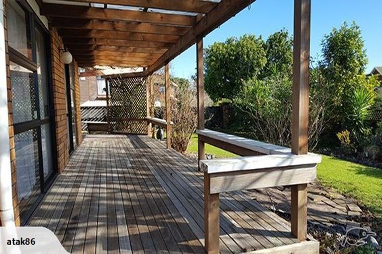 Photo of property in 18 Charles Prevost Drive, The Gardens, Auckland, 2105