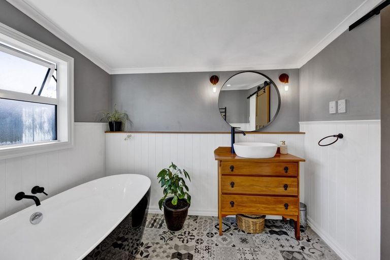 Photo of property in 1288 Normanby Road, Manaia, Hawera, 4678